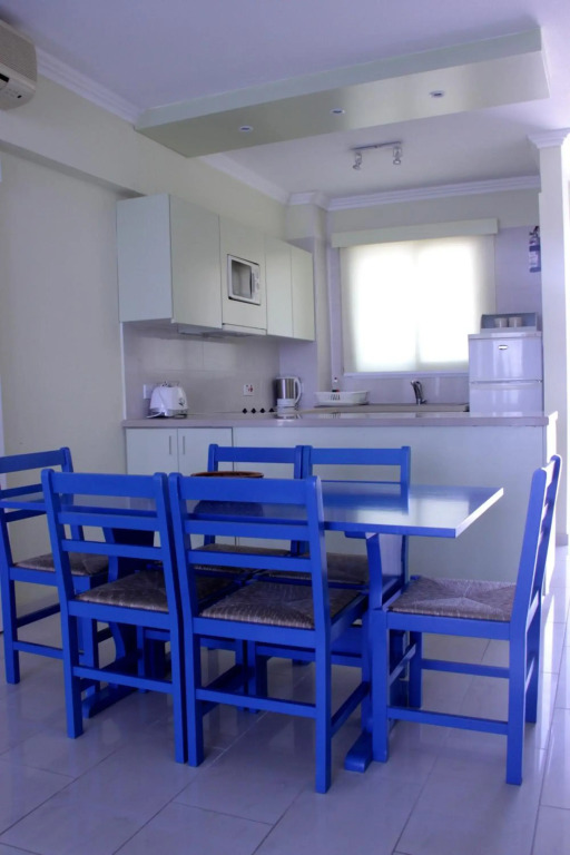 Paphinia Sea View Apartments — фото 6