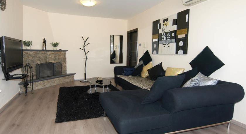 Лимассол: Sea View Apartment