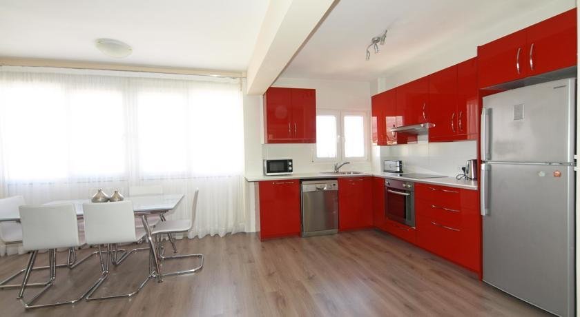 Sea View Apartment — фото 1