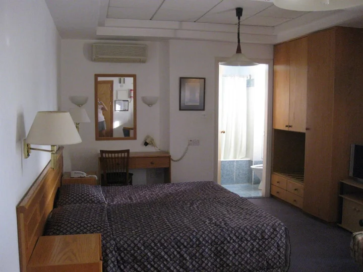 Лимассол: Chrielka Hotel Apartments