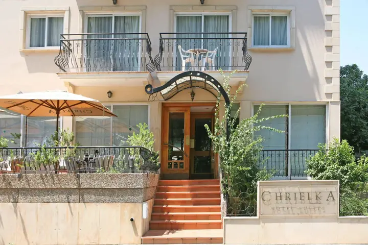 Лимассол: Chrielka Hotel Apartments