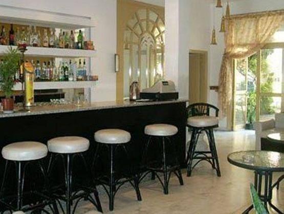 Гермасойя: Geotanya Apartments