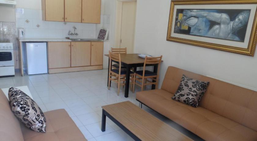 Гермасойя: Geotanya Apartments