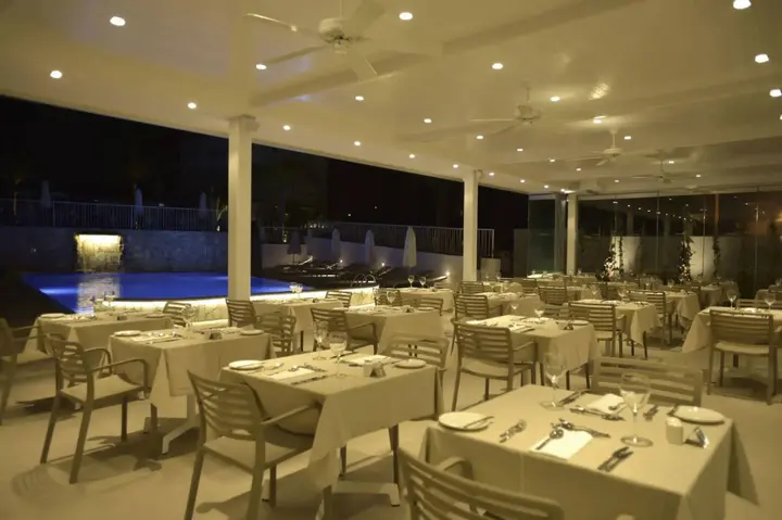 Протарас: Sunrise Gardens Aparthotel