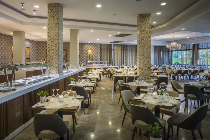 Айя-Напа: Pavlo Napa Beach Hotel