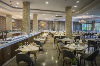 Айя-Напа: Pavlo Napa Beach Hotel