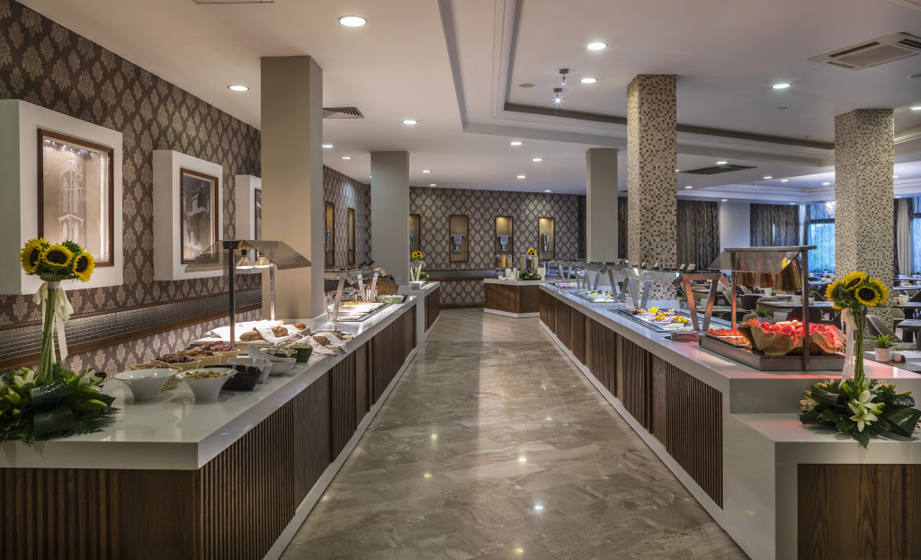 Айя-Напа: Pavlo Napa Beach Hotel