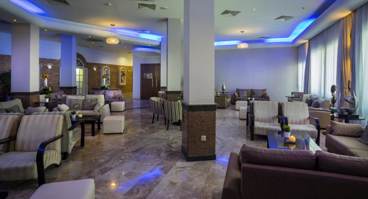 Айя-Напа: Pavlo Napa Beach Hotel