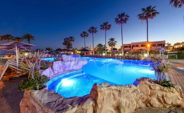 Айя-Напа: Pavlo Napa Beach Hotel