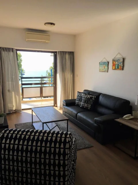Лимассол: Pigeon Beach Hotel Apartments