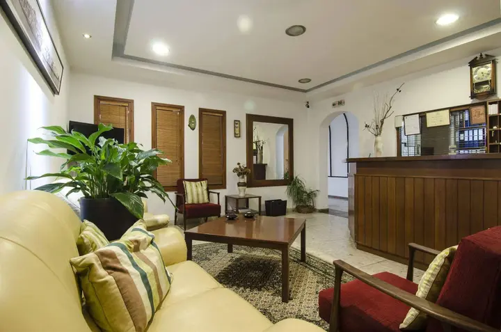 Лимассол: Pigeon Beach Hotel Apartments