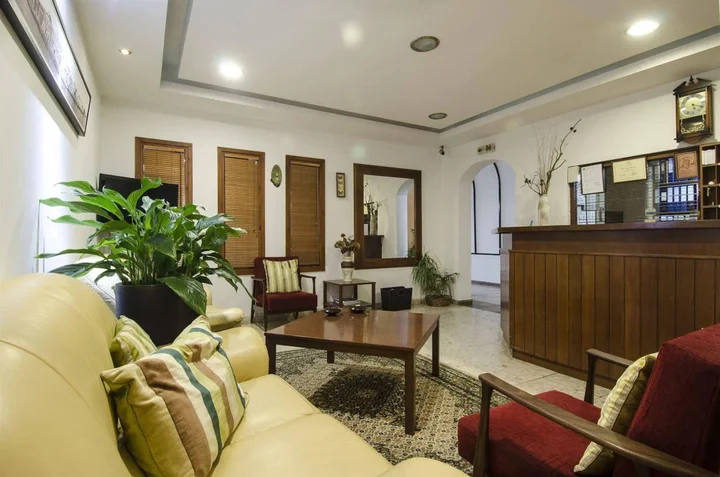 Лимассол: Pigeon Beach Hotel Apartments