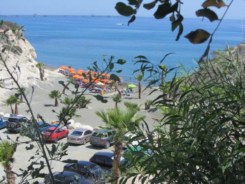 Терсефану: Desiray Beach Apartment