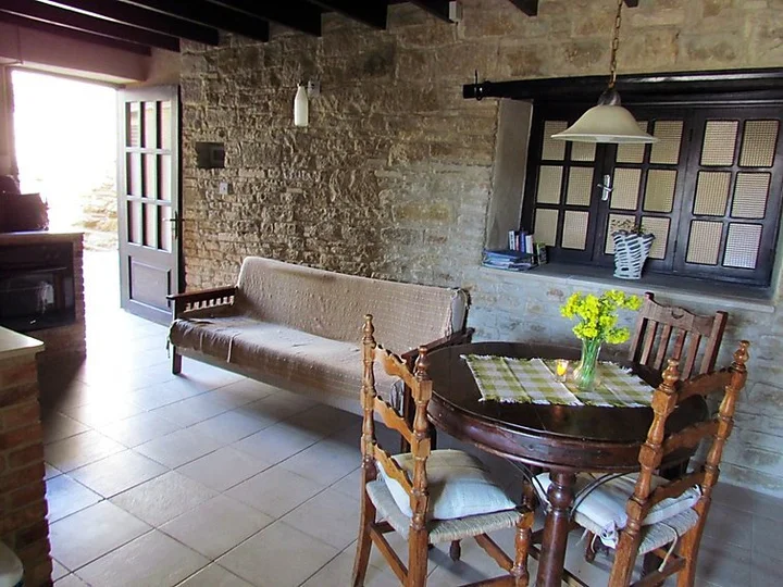 Точни: Mespilo House