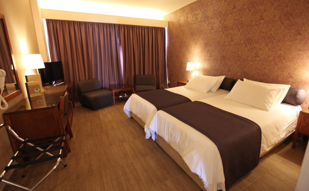 Агиос Тихонас: Poseidonia Beach Hotel