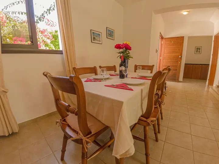Киссонерга: Aura Holiday Villas