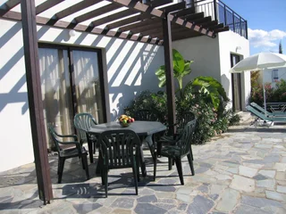 Киссонерга: Aura Holiday Villas