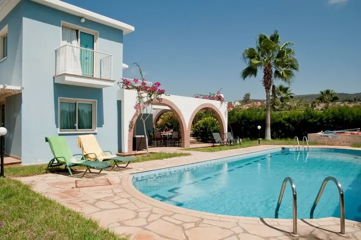 Пейя: Amalthia Villas