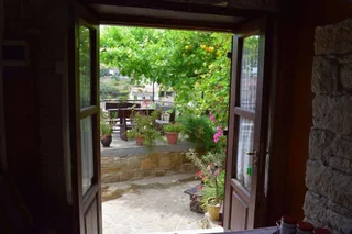 Точни: Vasilopoulos House