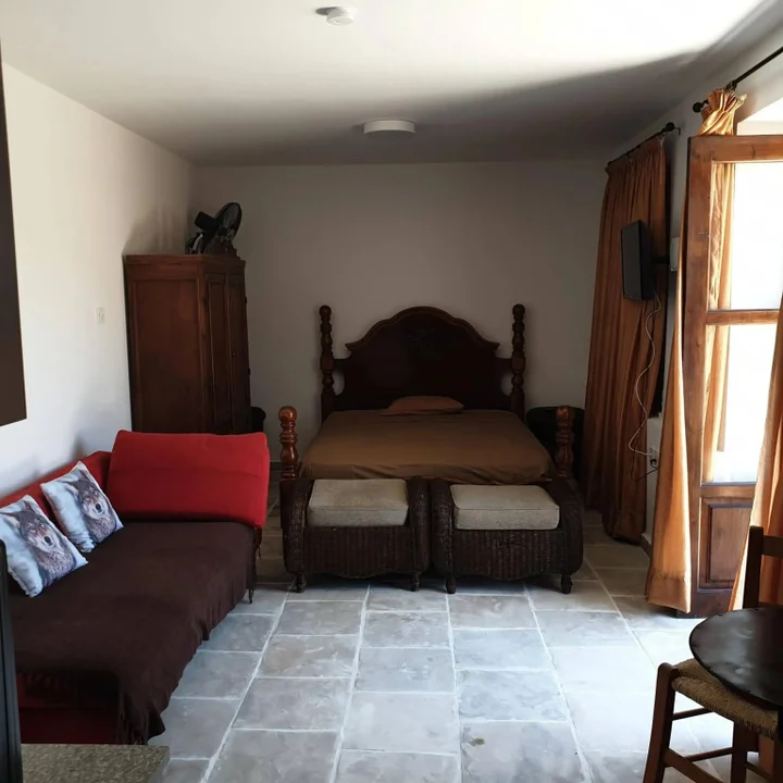 Точни: Vasilopoulos House