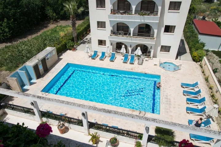 Полис Хрисохус: Stephanos Hotel Apts