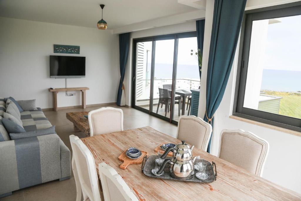 Aphrodite Beachfront Village — фото 2