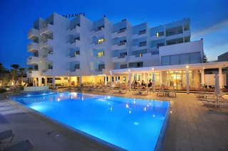 Айя-Напа: Okeanos Beach Boutique Hotel