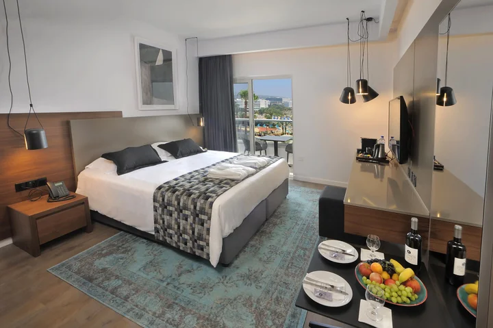 Айя-Напа: Okeanos Beach Boutique Hotel