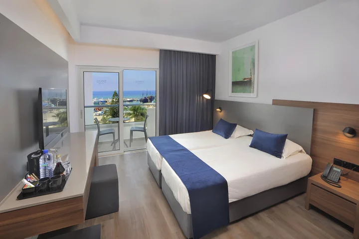Айя-Напа: Okeanos Beach Boutique Hotel