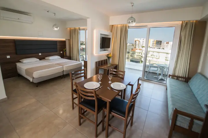 Протарас: Livas Hotel Apartments