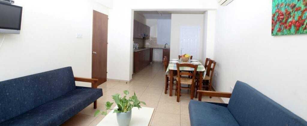 Паралимни: Captain Karas Holiday Apartments
