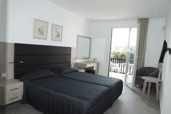 Пафос: Dionysos Central Hotel