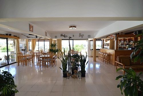 Полис Хрисохус: Chrysafinia Hotel Apts