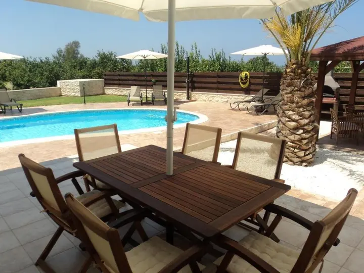 Полис Хрисохус: Citrus Grove Villa
