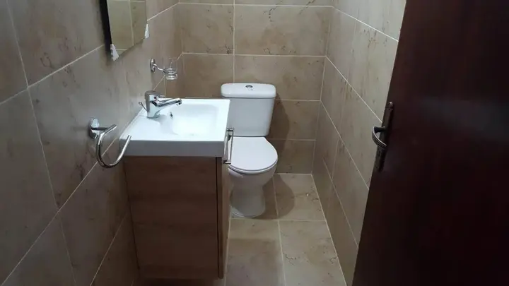 Нео Хорио: Yiangos House