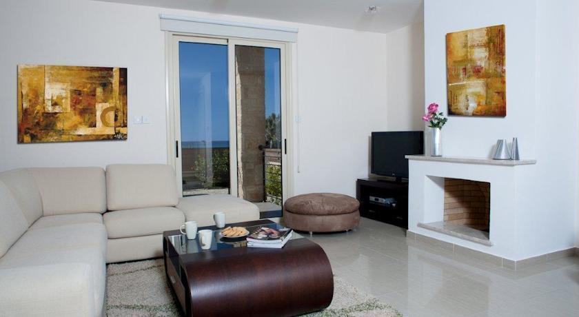 Киссонерга: Mesoyios Beach Villas