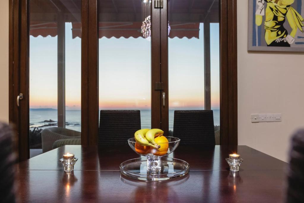 Помос: Beach Villa Pantheon