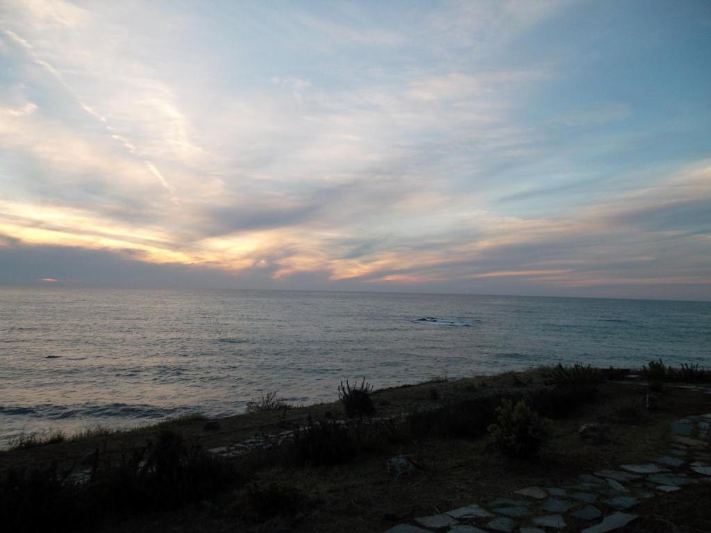 Помос: Beach Villa Pantheon
