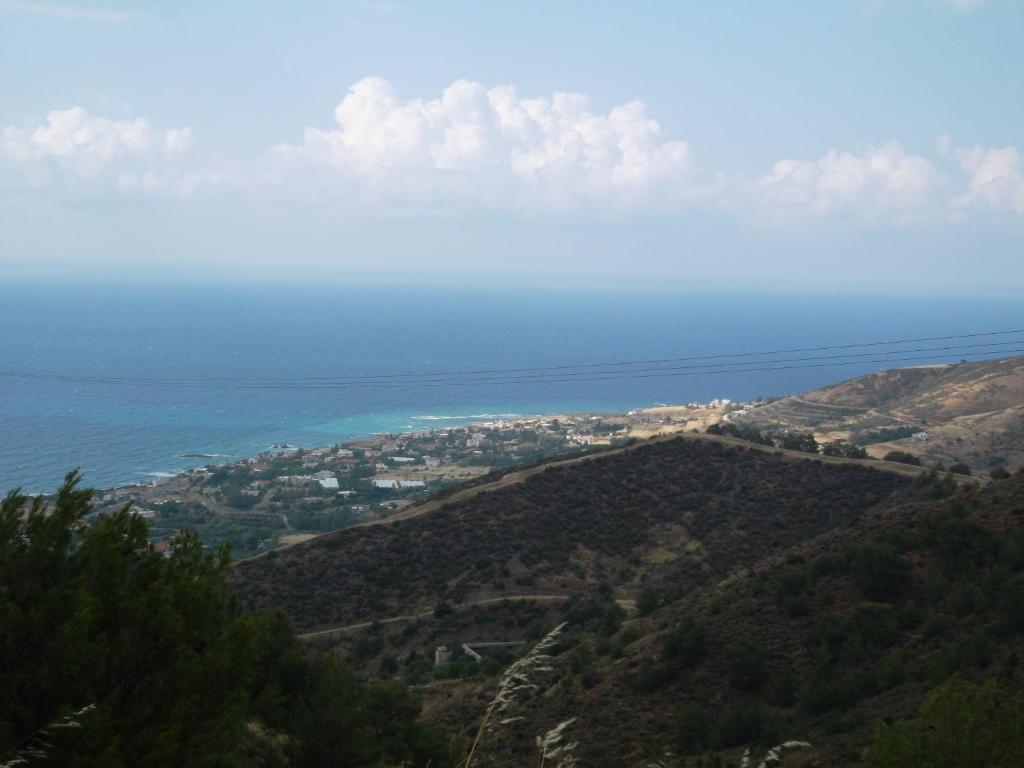 Помос: Beach Villa Pantheon