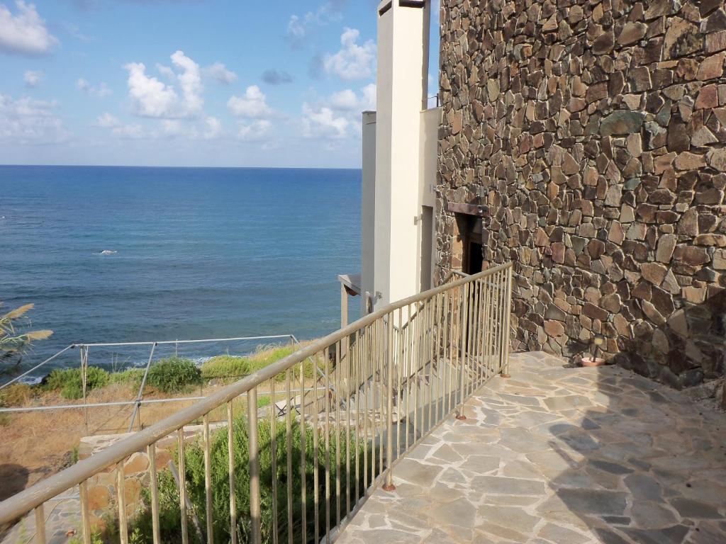 Помос: Beach Villa Pantheon