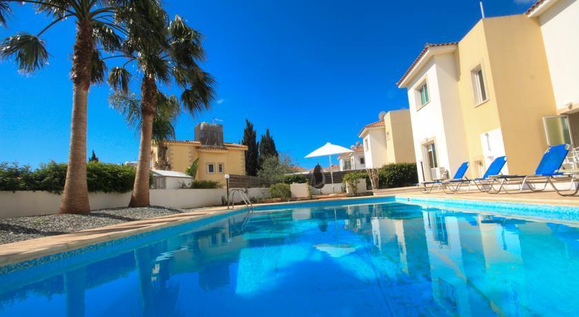 Айя-Напа: Villa Blue Palms