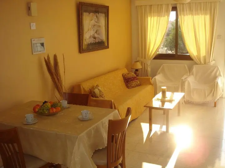 Пафос: Arilena Holiday Apartments