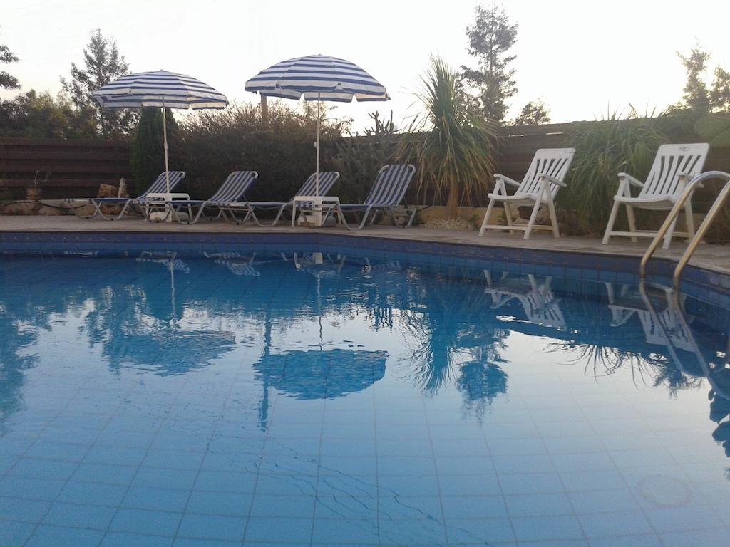 Пафос: Arilena Holiday Apartments