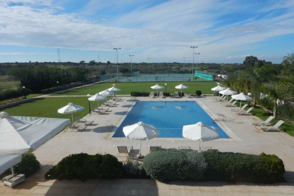 Протарас: Protaras Tennis and Country Club