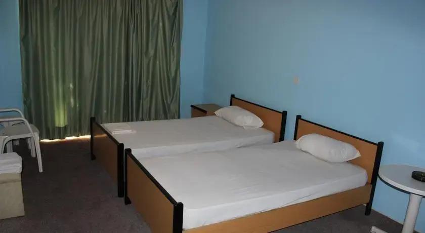 Гермасойя: Parojim Apartments