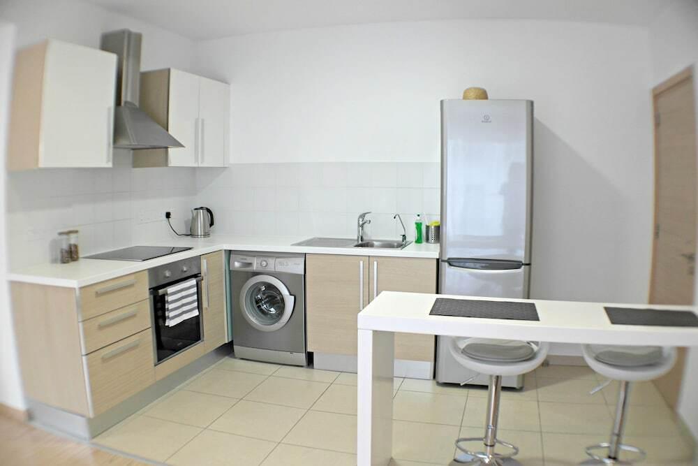 Лимассол: Eden Beach Apartment No. 505