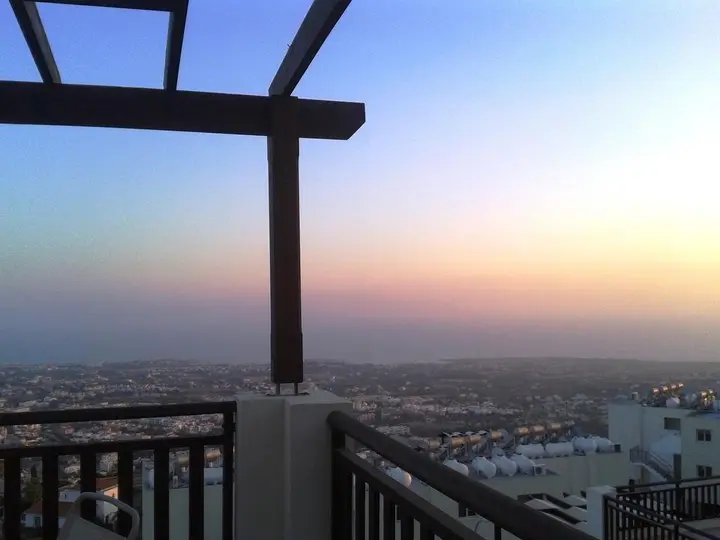 Пейя: Eagle Nest Studios