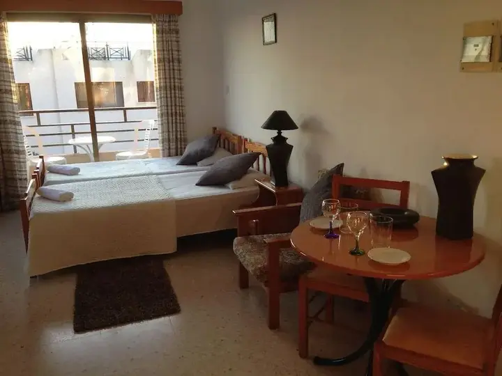 Пафос: Panklitos Tourist Apartments