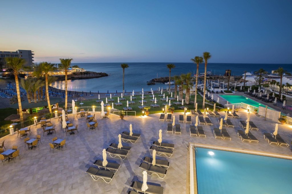 Протарас: Infinity Blu - Designed for Adults