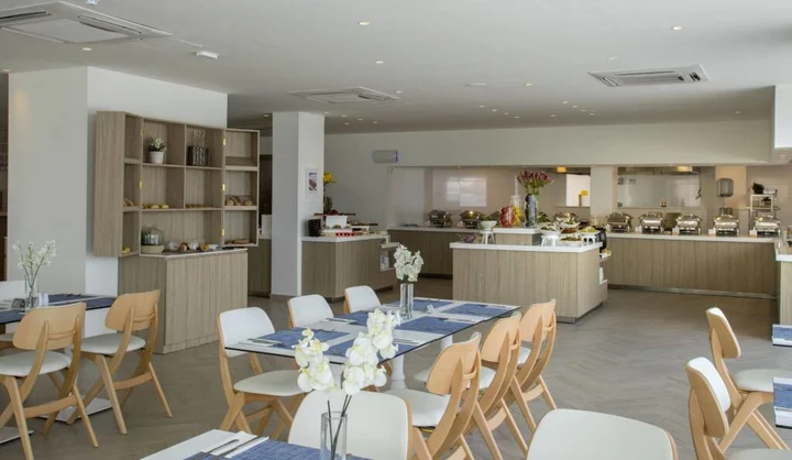 Протарас: Infinity Blu - Designed for Adults